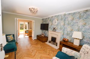 Lounge- click for photo gallery